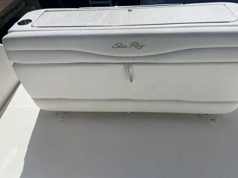 Slide: The Image of transom seating  - 28