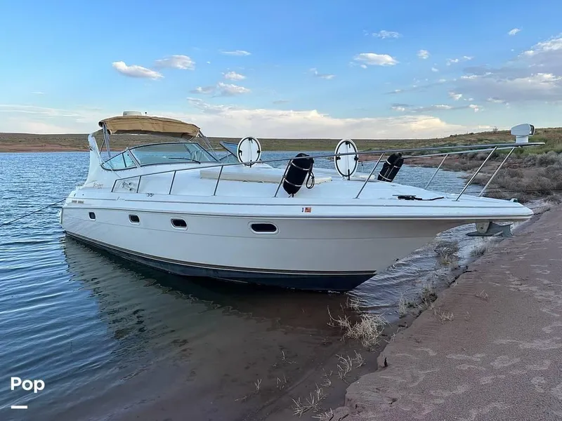 Slide: The Image of 1998 Cruisers 3375 Espirit for sale in Big Water, UT - 13