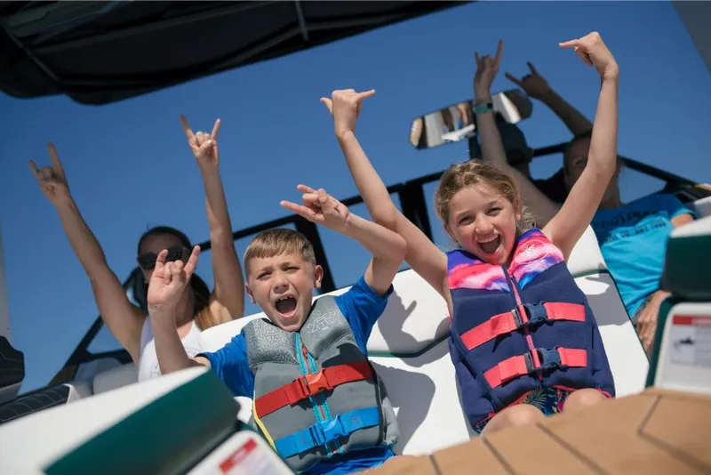 Slide: The Image of Nautique Super Air Nautique S25 2023 - 120