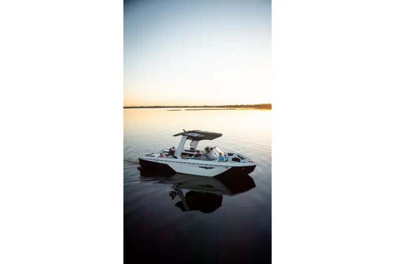 Slide: The Image of Nautique Super Air Nautique S25 2023 - 54