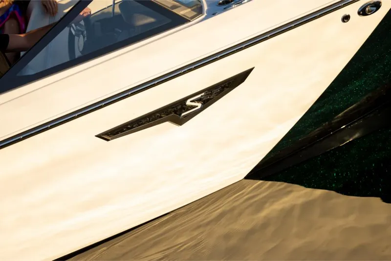 Slide: The Image of Nautique Super Air Nautique S25 2023 - 75
