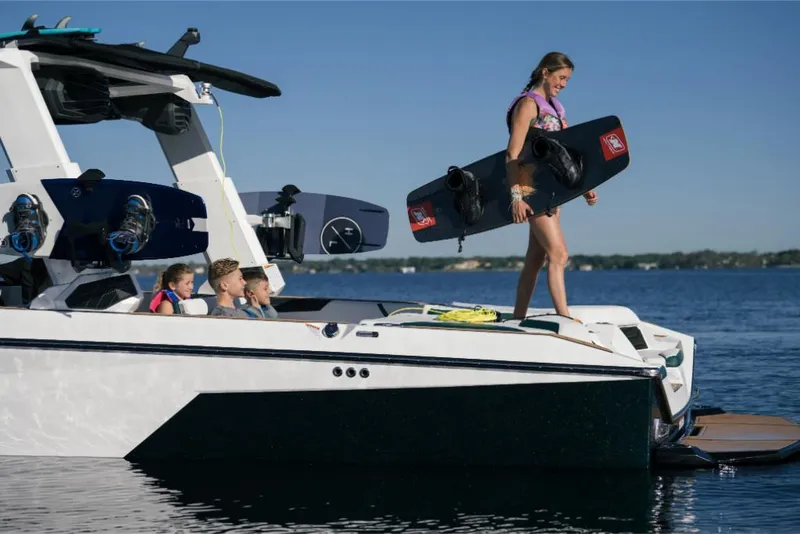 Slide: The Image of Nautique Super Air Nautique S25 2023 - 84