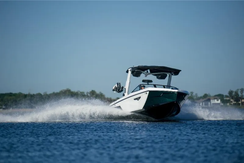Slide: The Image of Nautique Super Air Nautique S25 2023 - 93