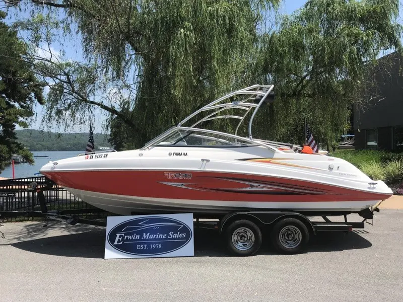 The Image of 2007 Yamaha Boats AR 230 displayed at Erwin Marine Sales. - 1