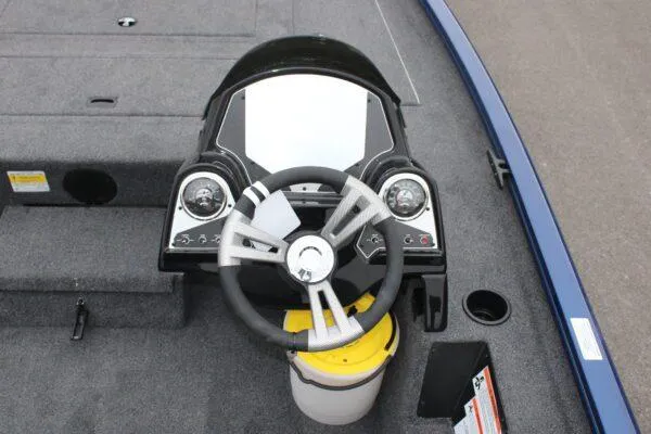 Slide: The Image of Lowe Stinger 178 2023 - 6