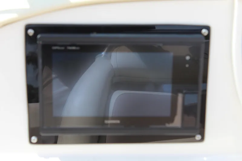 Slide: The Image of Display on Chris-Craft Corsair 28, year 2010. - 8