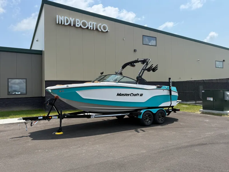 The Image of MasterCraft XT22 2027 - 0