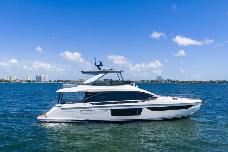 The Image of Azimut 68 FLY 2025 - undefined
