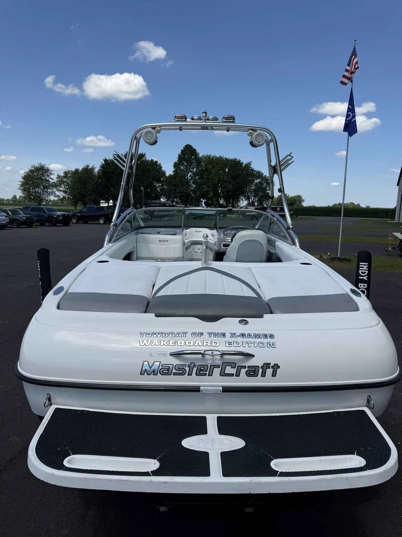 Slide: The Image of MasterCraft X30 2002 - 6