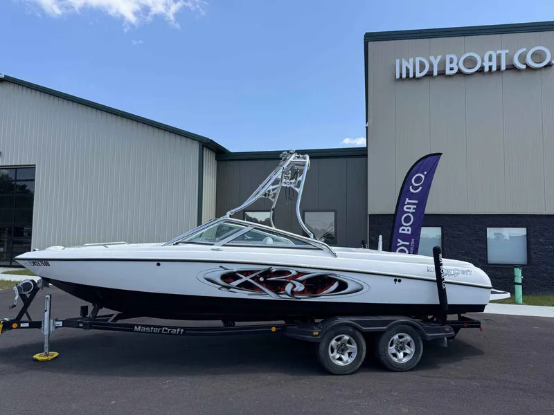Slide: The Image of MasterCraft X30 2002 - 1