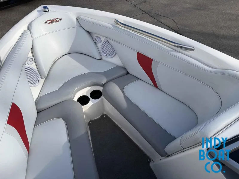 Slide: The Image of MasterCraft XStar 2002 - 2