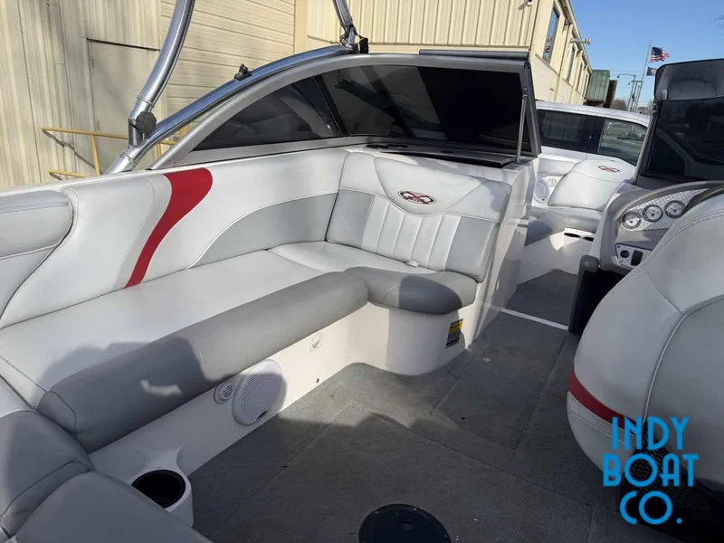 Slide: The Image of MasterCraft XStar 2002 - 3