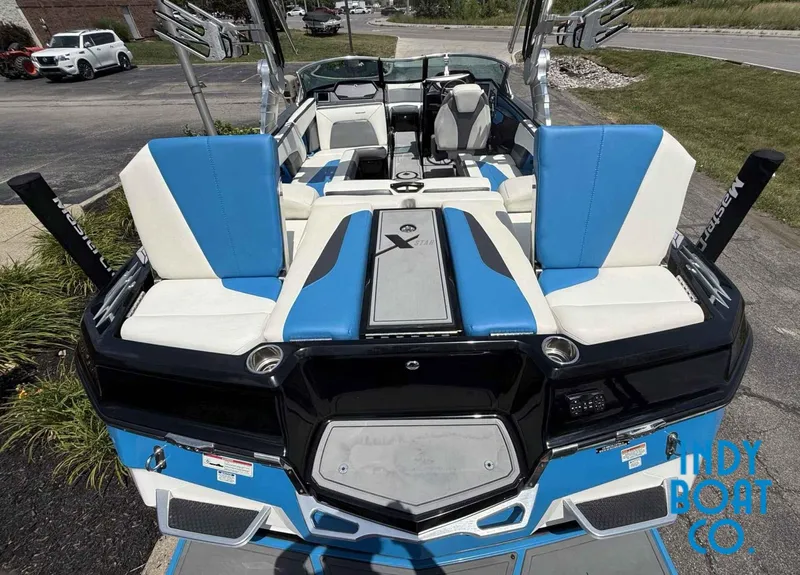 Slide: The Image of MasterCraft XStar 2019 - 3