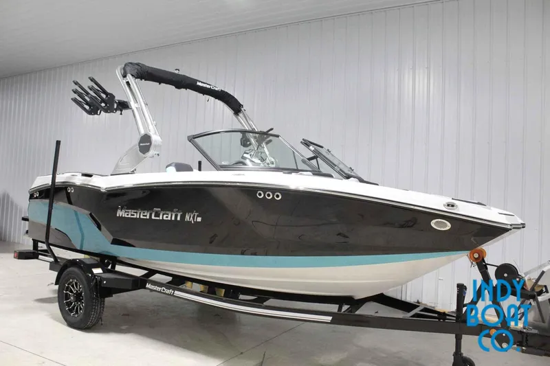 Slide: The Image of MasterCraft NXT20 2026 - 1