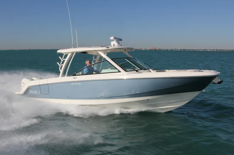 The Image of Boston Whaler 320 Vantage 2024 - undefined