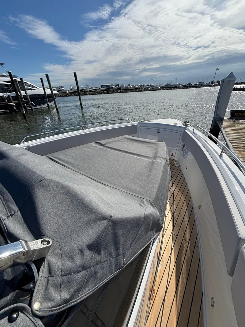 Slide: The Image of 2023 Schaefer V33 interior cabin with modern design and comfortable seating. - 15