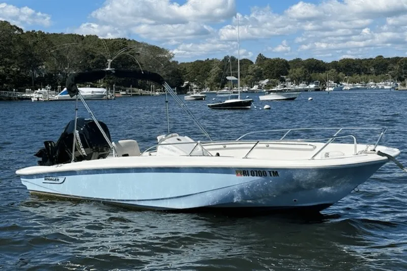Slide: The Image of Boston Whaler 16 SUPER SPORT 2021 - 10