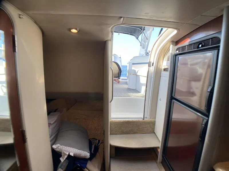 Slide: The Image of Interior cabin of a 2006 Formula 400 Super Sport boat with view to the deck. - 27