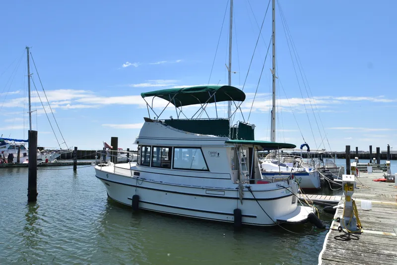 Slide: The Image of Camano 31 Trawler 2001 - 61