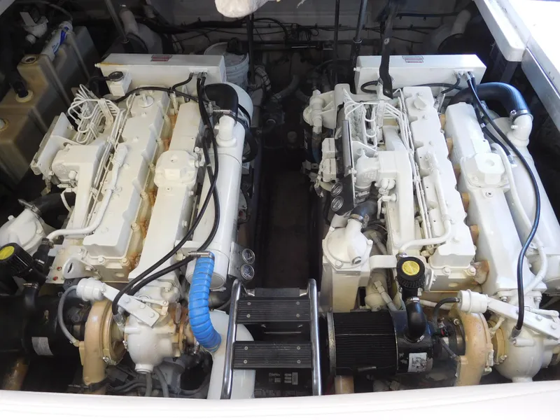 Slide: The Image of Sea Ray 420 Sundancer 2005 - 50