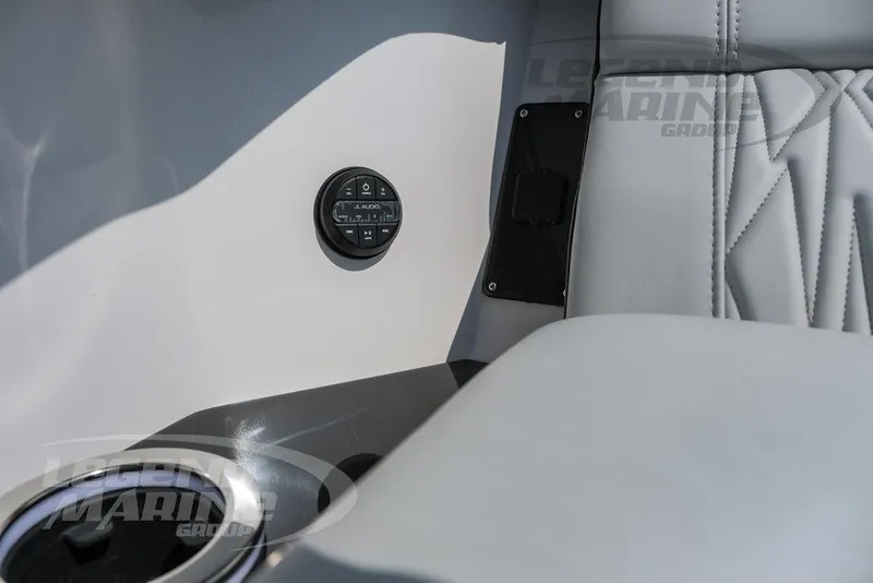 Slide: The Image of Nor-Tech 450 Sport Center Console 2026 - 38