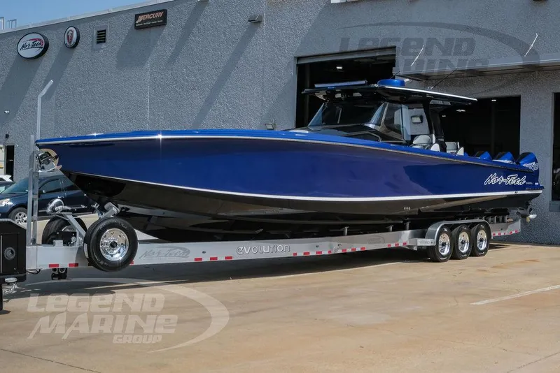 Slide: The Image of Nor-Tech 450 Sport Center Console 2026 - 4