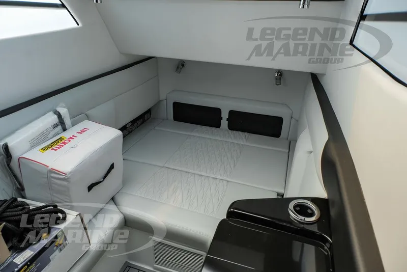 Slide: The Image of Nor-Tech 450 Sport Center Console 2026 - 40