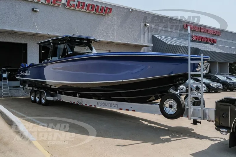 Slide: The Image of Nor-Tech 450 Sport Center Console 2026 - 5