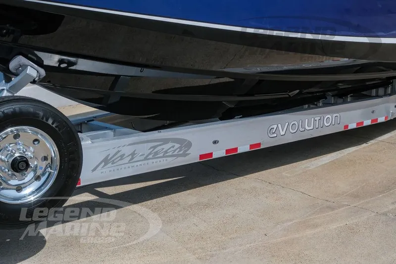 Slide: The Image of Nor-Tech 450 Sport Center Console 2026 - 62