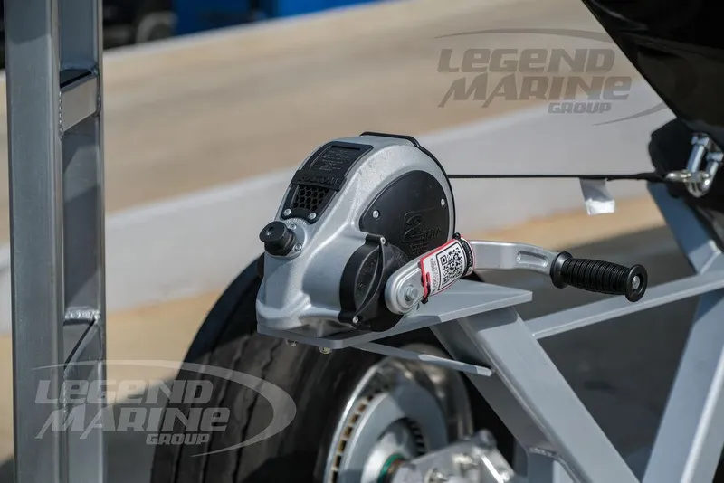 Slide: The Image of Nor-Tech 450 Sport Center Console 2026 - 64