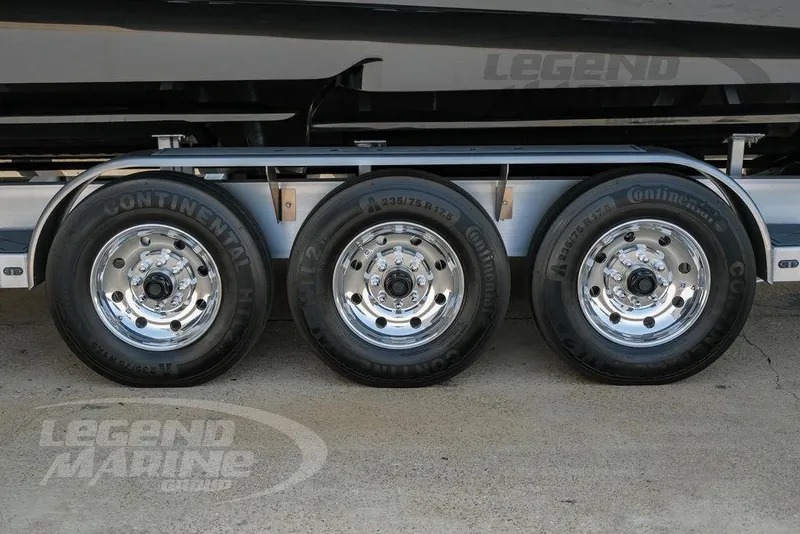 Slide: The Image of Nor-Tech 450 Sport Center Console 2026 - 74