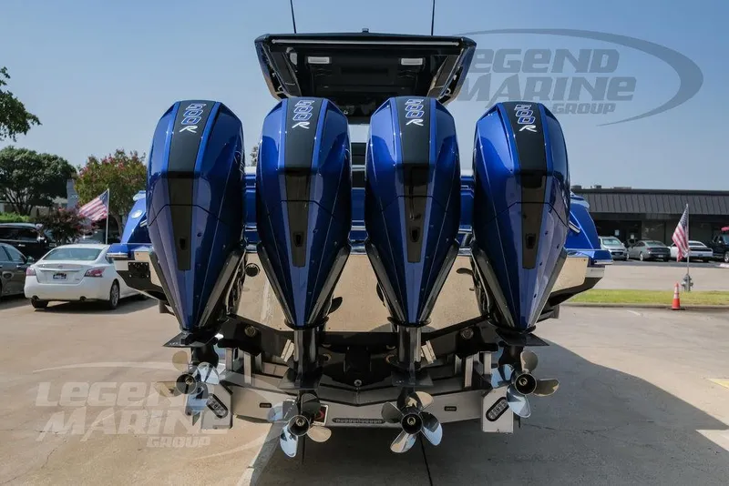 Slide: The Image of Nor-Tech 450 Sport Center Console 2026 - 8