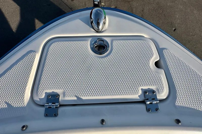 Slide: The Image of 2019 Chaparral Vortex 2430 VRX boat deck with textured hatch cover. - 73