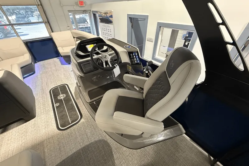 Slide: The Image of Harris Sunliner 230 2026 - 12