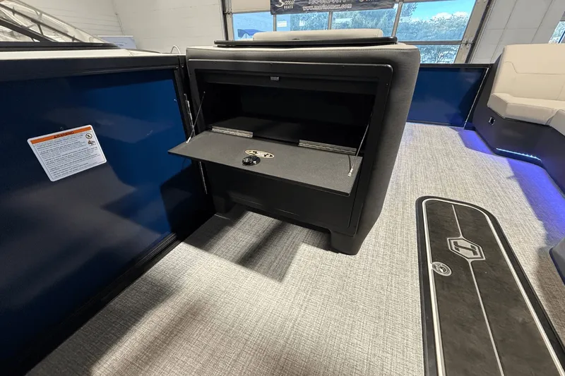 Slide: The Image of Harris Sunliner 230 2026 - 20