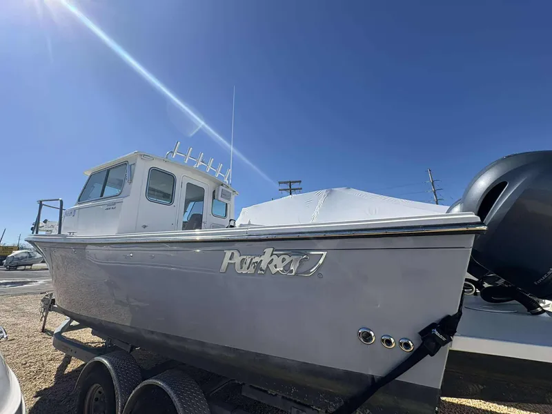 Slide: The Image of Parker Marine 2520 2019 - 15