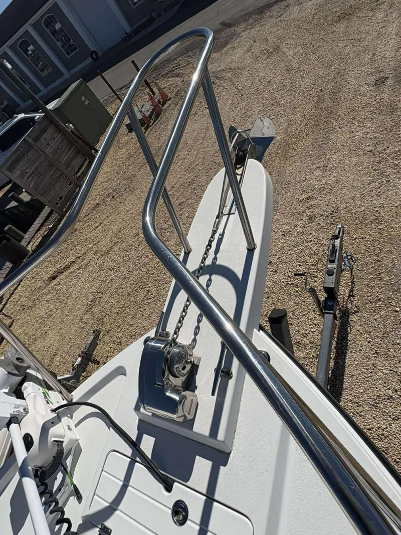 Slide: The Image of Parker Marine 2520 2019 - 23