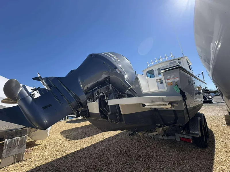 Slide: The Image of Parker Marine 2520 2019 - 2