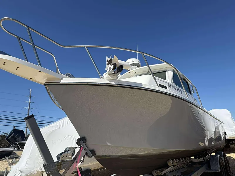 Slide: The Image of Parker Marine 2520 2019 - 16