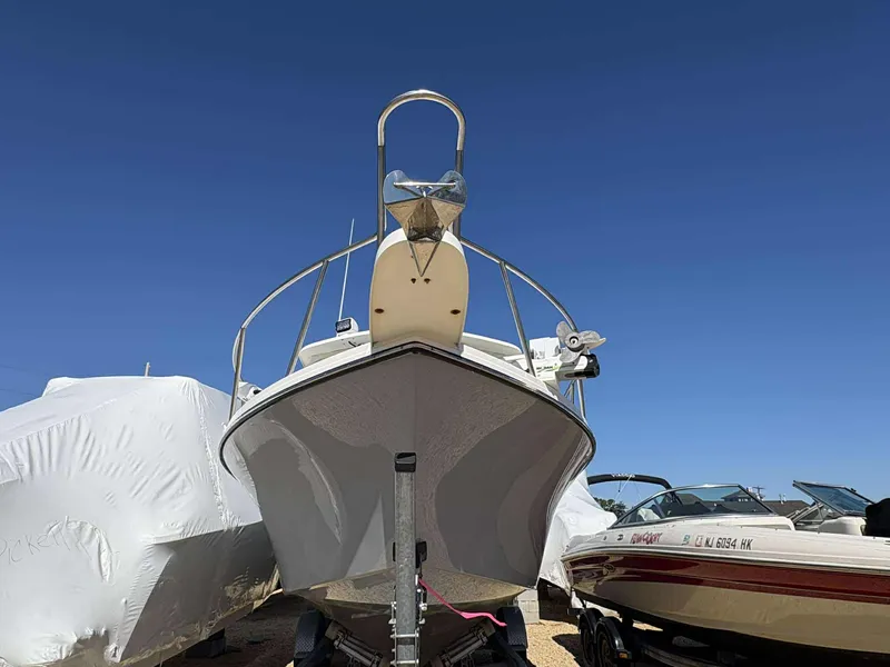 Slide: The Image of Parker Marine 2520 2019 - 17