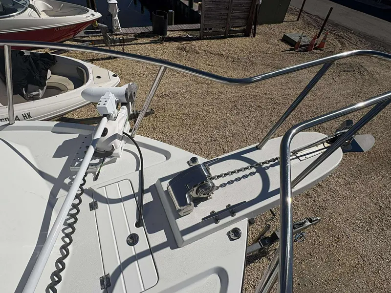 Slide: The Image of Parker Marine 2520 2019 - 4