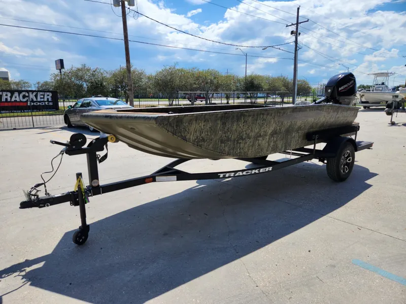 Slide: The Image of Tracker Grizzly 1650T Prairie Wings Edition 2026 - 9