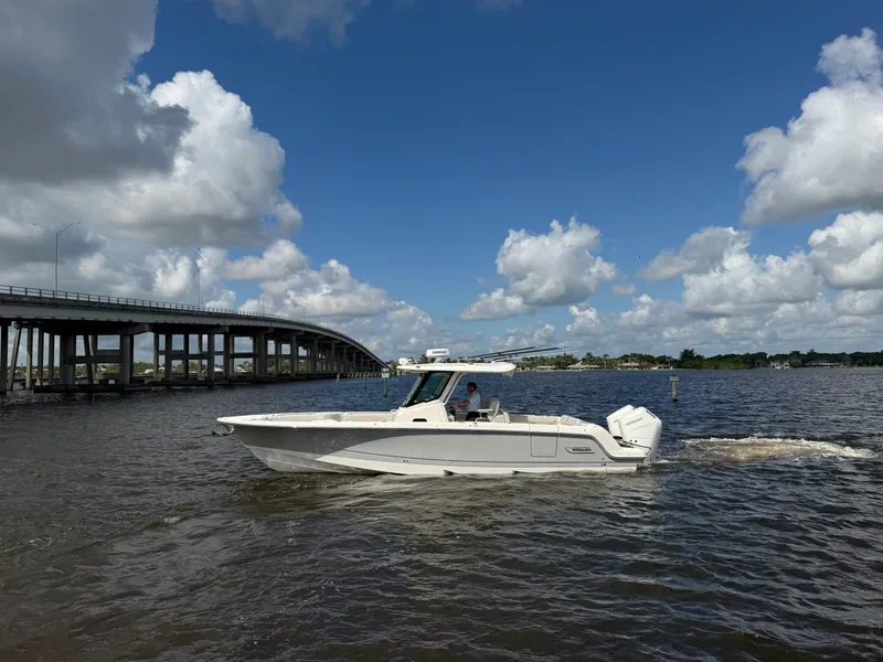 Slide: The Image of Boston Whaler 330 Outrage 2026 - 2