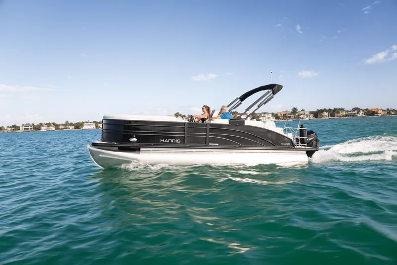 The Image of Harris Sunliner 230 2027 - 0