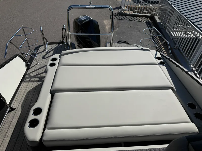 Slide: The Image of Harris Sunliner 230 2027 - 28