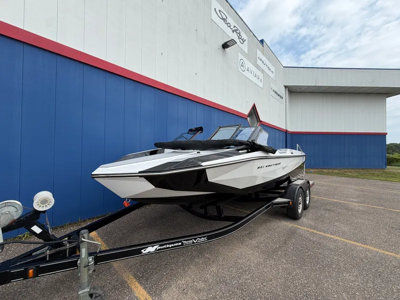 Slide: The Image of Nautique SKI NAUTIQUE 2027 - 3