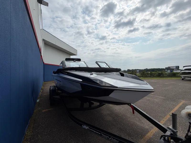 Slide: The Image of Nautique SKI NAUTIQUE 2027 - 1