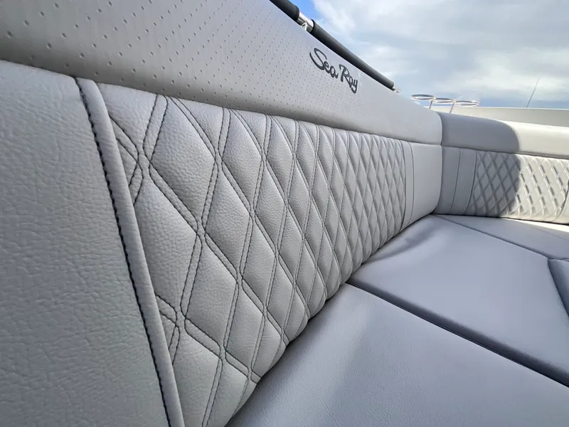 Slide: The Image of Sea Ray SLX 310 Outboard 2027 - 12