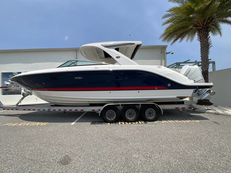 Slide: The Image of Sea Ray SLX 310 Outboard 2027 - 3
