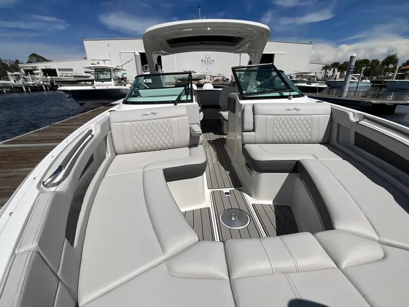 Slide: The Image of Sea Ray SLX 310 Outboard 2027 - 23